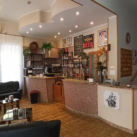 Hotel La Caravella 2*